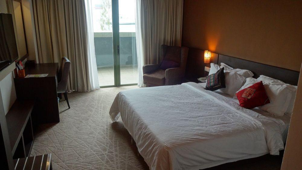 Swan Garden Hotel Malacca Exterior foto